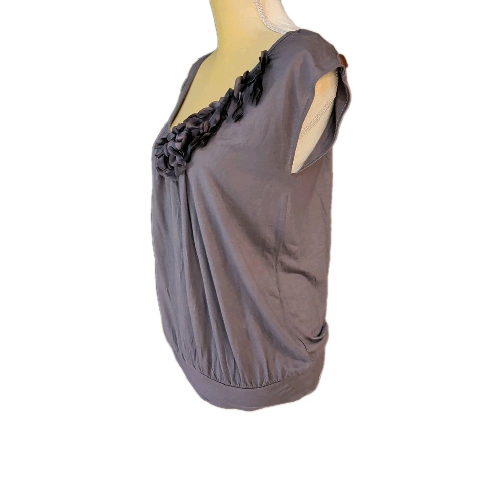 H&M‎ Women's Blouse Cotton Blend Gray Size S With Flowers On Neckline - Picture 2 of 5